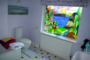 Dedicated bathroom adjoining bedroom nr. 3